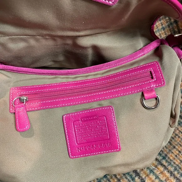 Rare Coach 6818 Mini Signature Y2K Soho Bag - Picture 10 of 10